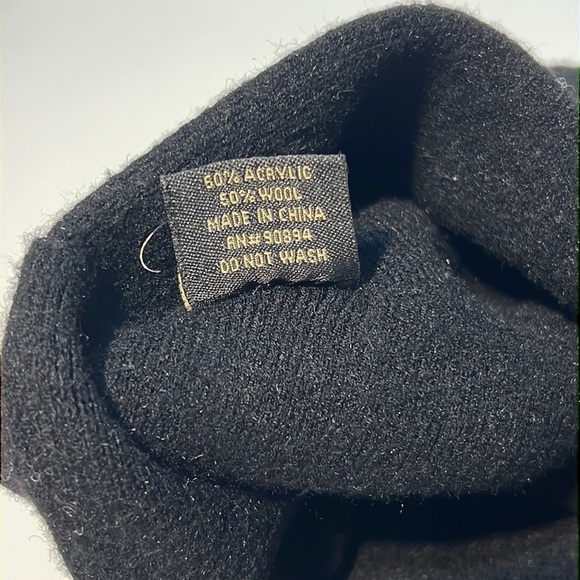 Magid Hats Womens Sequenced Black Bling Winter Wool Blend Beanie - Picture 7 of 8